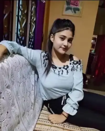 Call Girls Service in Lakhani
